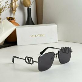 Picture of Valentino Sunglasses _SKUfw54039512fw